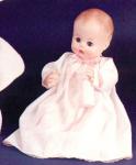 Effanbee - Twinkie - Baby Classics - Infant Dress with Angel Lace Trim - Caucasian